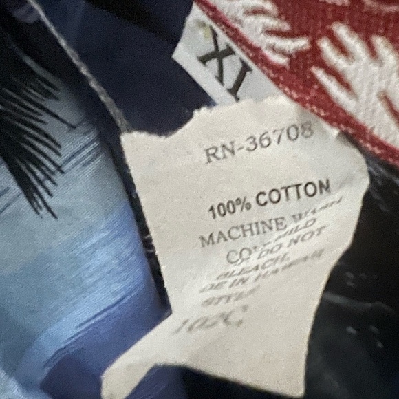 Hawaiian Blue and Black Casual Button Down Shirt. Made in the USA - Picture 4 of 4